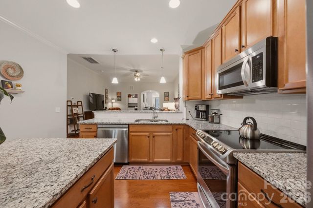 3025 Callaway Court, Cramerton, NC 28032