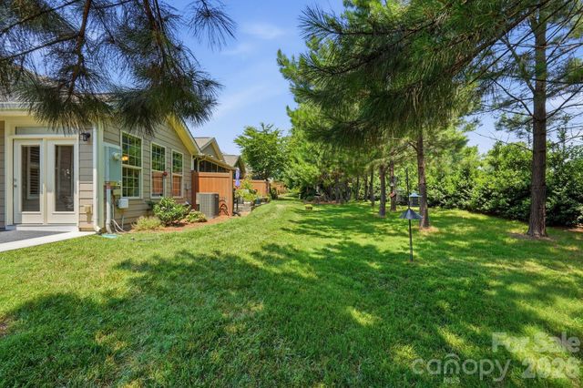 3025 Callaway Court, Cramerton, NC 28032