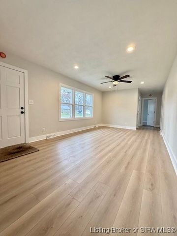 816 Elmwood Avenue, New Albany, IN 47150