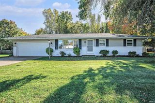 1222 Berkshire Drive, South Bend, IN 46614