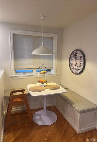 7133 Washington Avenue, University City, MO 63130