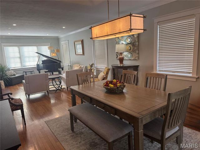 7133 Washington Avenue, University City, MO 63130