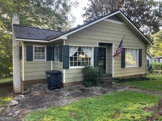 405 Hazel Avenue, Demorest, GA 30535
