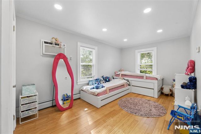 71 Union Street, Closter, NJ 07624