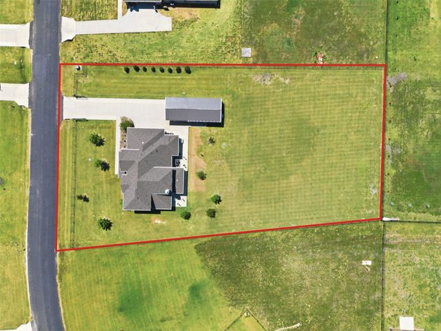 1466 Emilia Drive, Farmersville, TX 75442