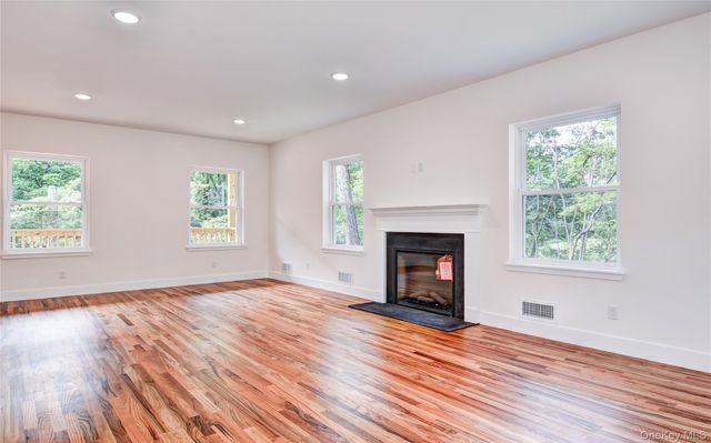 3 Tamarack Drive, Newburgh, NY 12550