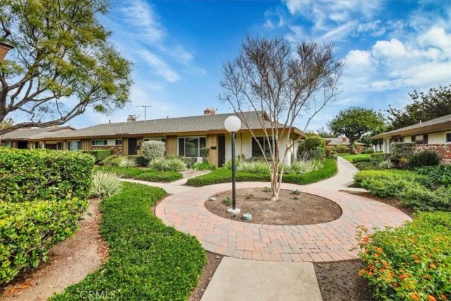 13902 Yorba 14C, Tustin, CA 92780