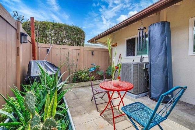 13902 Yorba 14C, Tustin, CA 92780