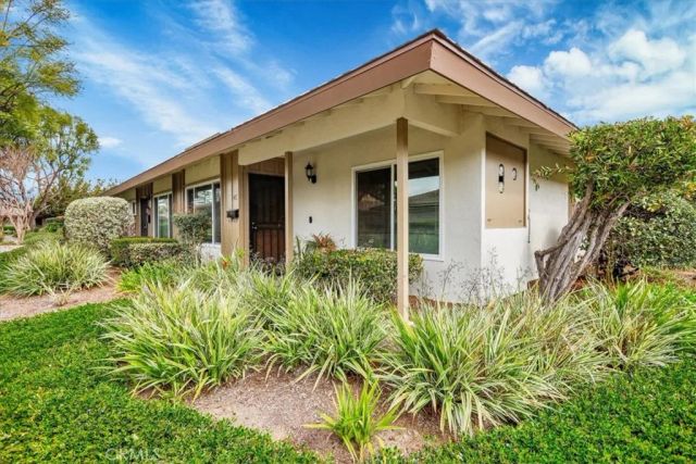 13902 Yorba 14C, Tustin, CA 92780