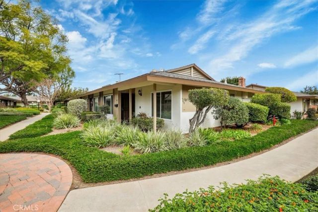 13902 Yorba 14C, Tustin, CA 92780
