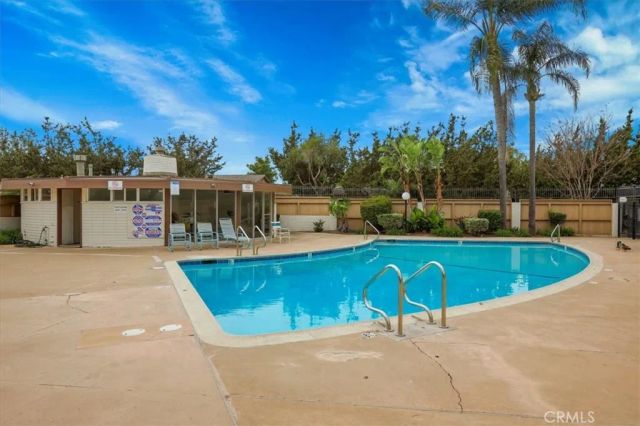 13902 Yorba 14C, Tustin, CA 92780