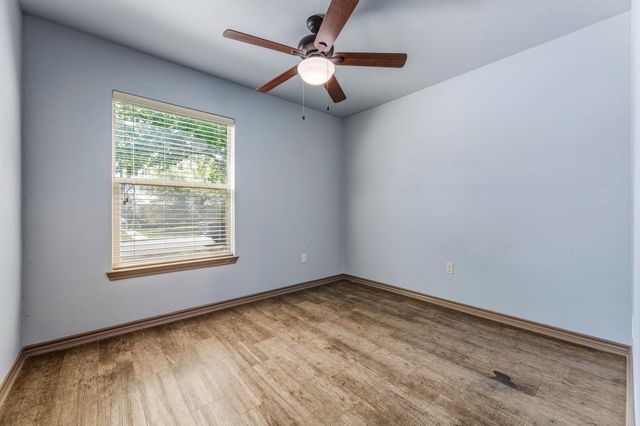 1812 Forestglade DR, Austin, TX 78745