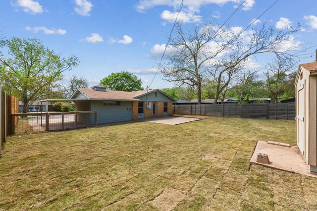 1812 Forestglade DR, Austin, TX 78745