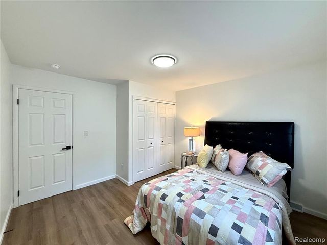 2376 Hempstead Road, Auburn Hills, MI 48326