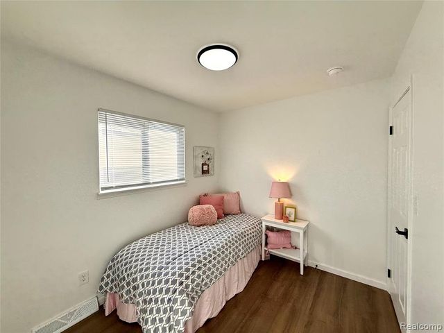 2376 Hempstead Road, Auburn Hills, MI 48326