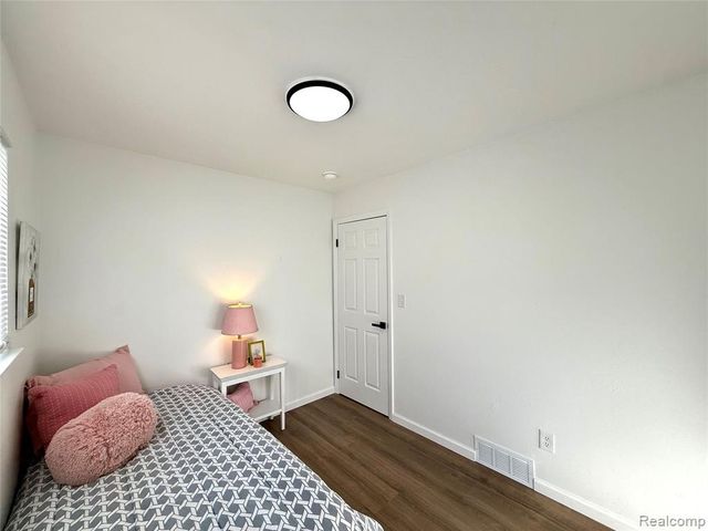 2376 Hempstead Road, Auburn Hills, MI 48326