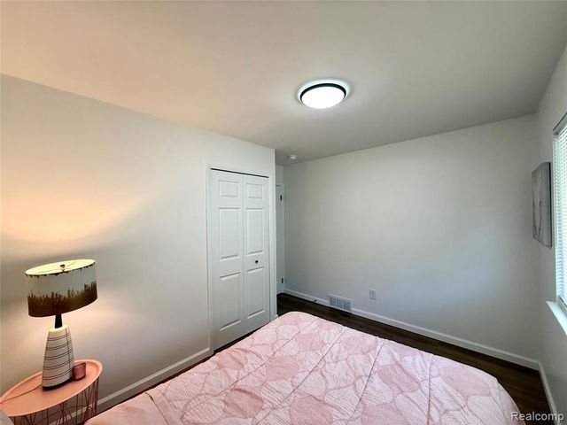 2376 Hempstead Road, Auburn Hills, MI 48326
