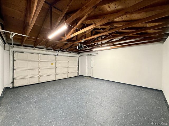 2376 Hempstead Road, Auburn Hills, MI 48326