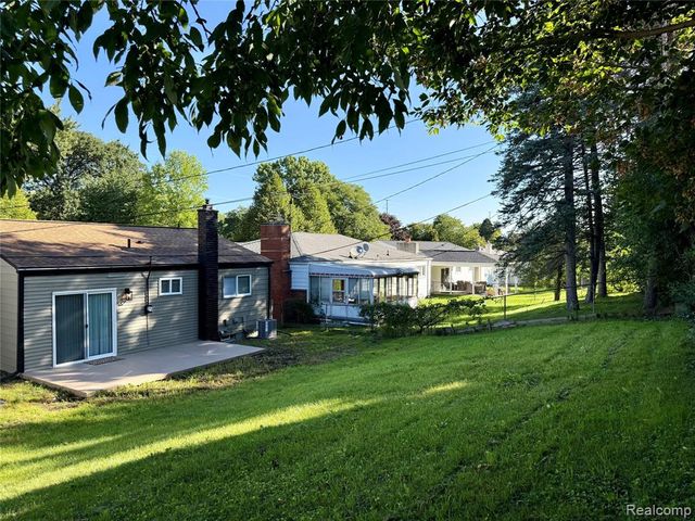 2376 Hempstead Road, Auburn Hills, MI 48326