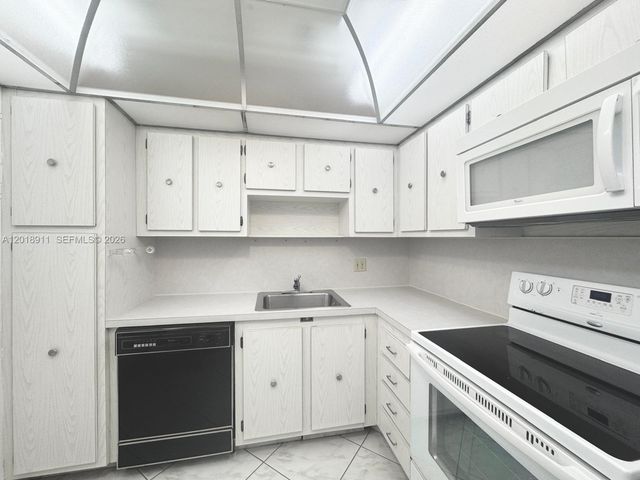 3800 S Ocean Drive 1114 (AVAILABLE NOW), Hollywood, FL 33019