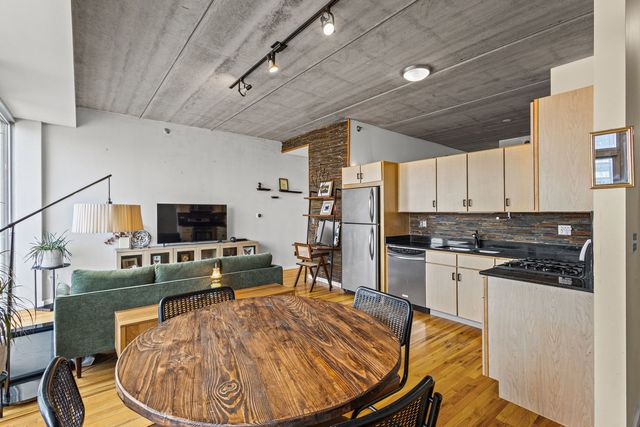 630 N Franklin Street 1016, Chicago, IL 60654