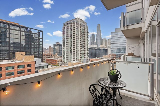 630 N Franklin Street 1016, Chicago, IL 60654