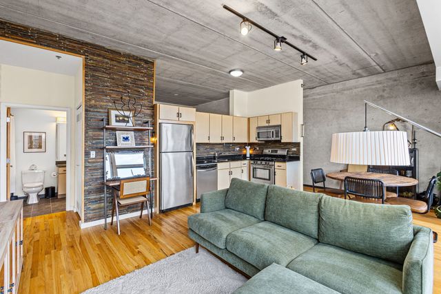 630 N Franklin Street 1016, Chicago, IL 60654