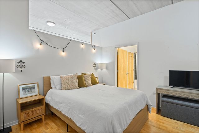 630 N Franklin Street 1016, Chicago, IL 60654