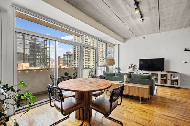 630 N Franklin Street 1016, Chicago, IL 60654