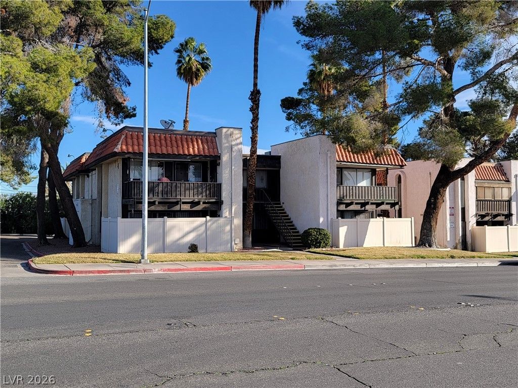 Image 1 of property listing at 1370 Vegas Valley Drive 46, Las Vegas, NV 89169