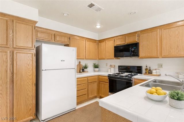 5155 West Tropicana Avenue 1106, Las Vegas, NV 89103