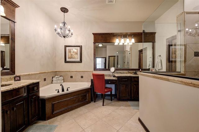 10608 Berrywood Drive, Oklahoma City, OK 73151