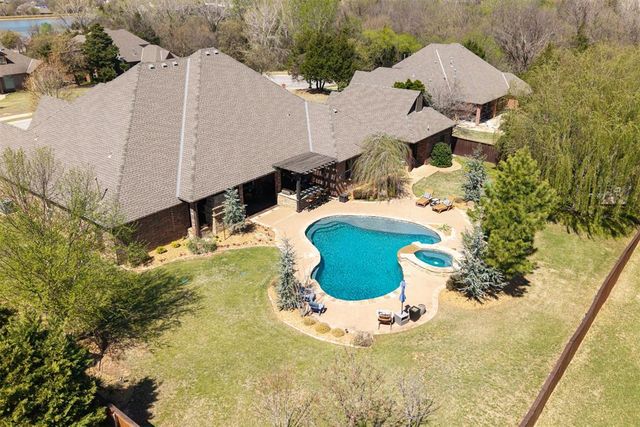 10608 Berrywood Drive, Oklahoma City, OK 73151