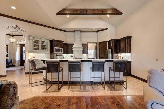 10608 Berrywood Drive, Oklahoma City, OK 73151