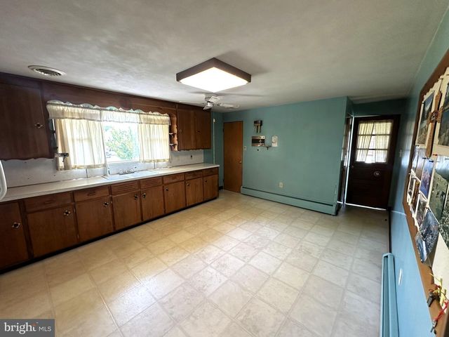45 WILMAR AVE, Hanover, PA 17331