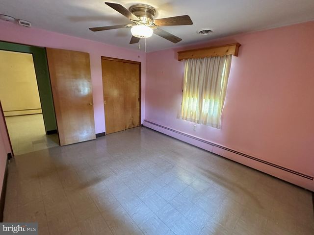 45 WILMAR AVE, Hanover, PA 17331