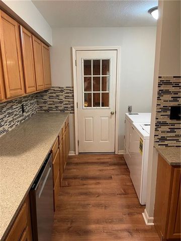 409 E Burns Street, Gallatin, MO 64640