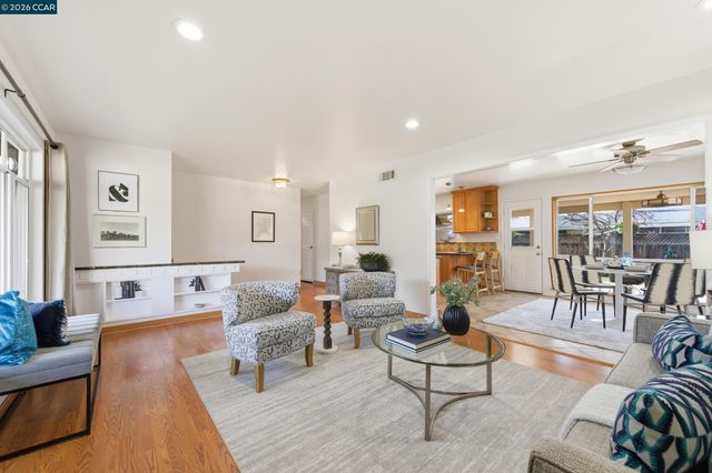 31565 Medinah St, Hayward, CA 94544