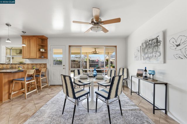 31565 Medinah St, Hayward, CA 94544