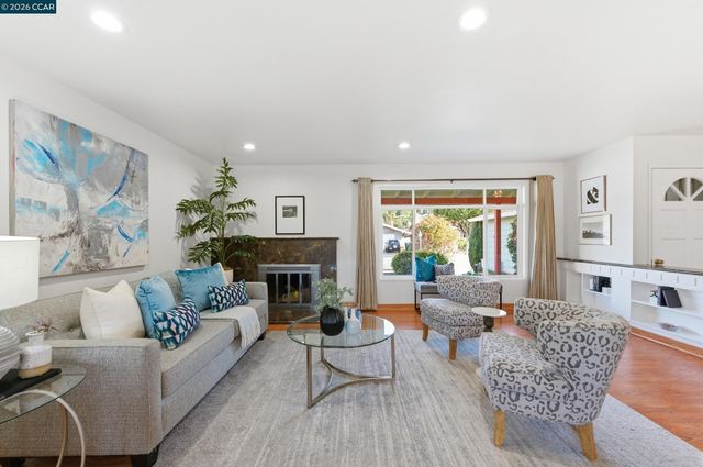 31565 Medinah St, Hayward, CA 94544