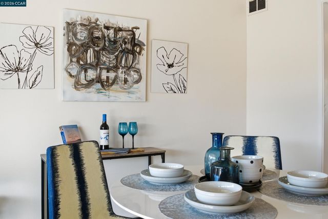 31565 Medinah St, Hayward, CA 94544