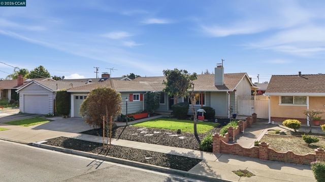 31565 Medinah St, Hayward, CA 94544