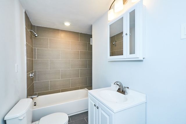 5 Albion St 1, Somerville, MA 02143