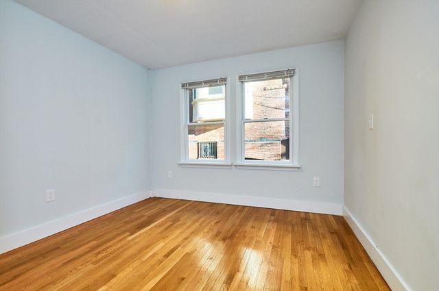 5 Albion St 1, Somerville, MA 02143