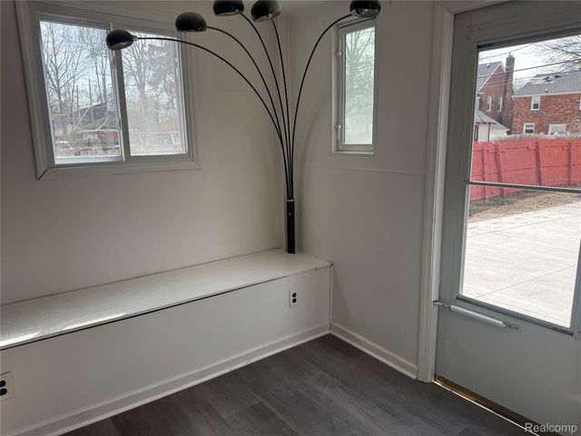 5085 Grayton Street, Detroit, MI 48224