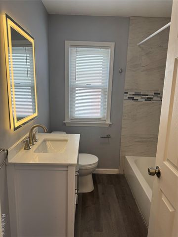 5085 Grayton Street, Detroit, MI 48224