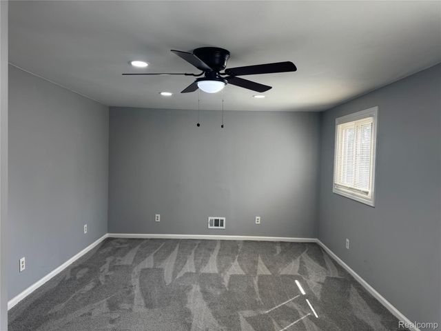 5085 Grayton Street, Detroit, MI 48224