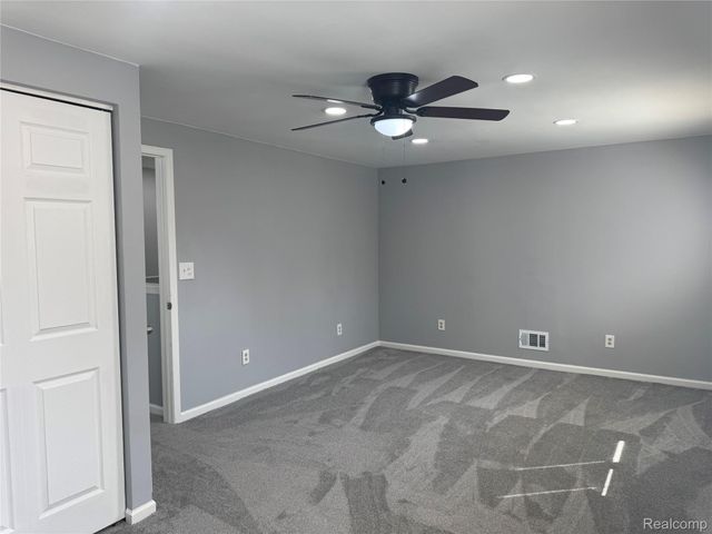 5085 Grayton Street, Detroit, MI 48224