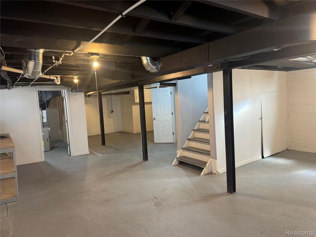 5085 Grayton Street, Detroit, MI 48224