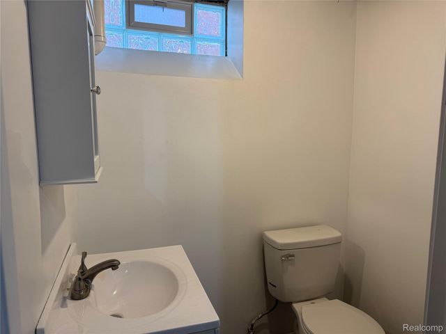 5085 Grayton Street, Detroit, MI 48224